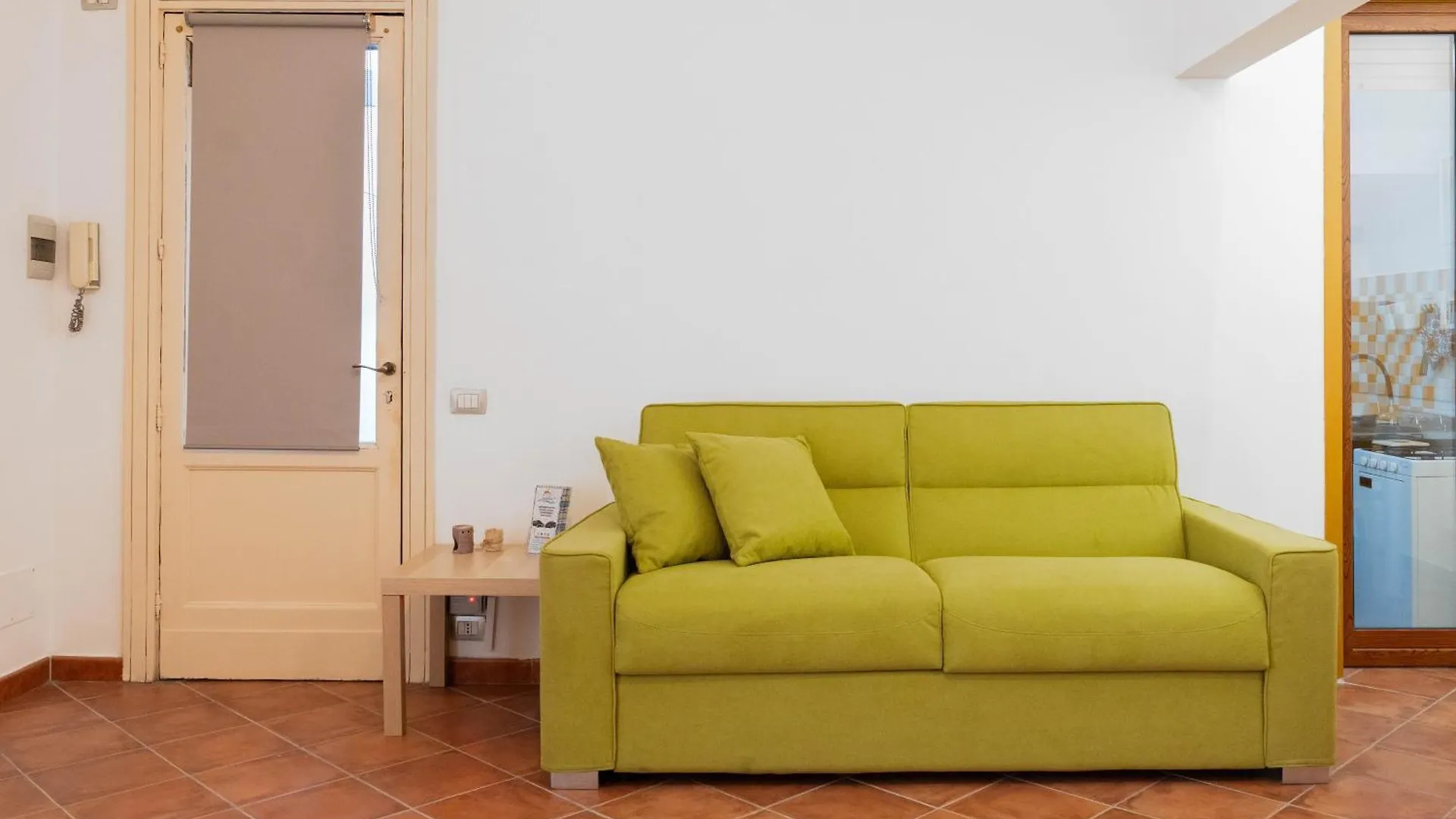 Lavika Apartment Katánie